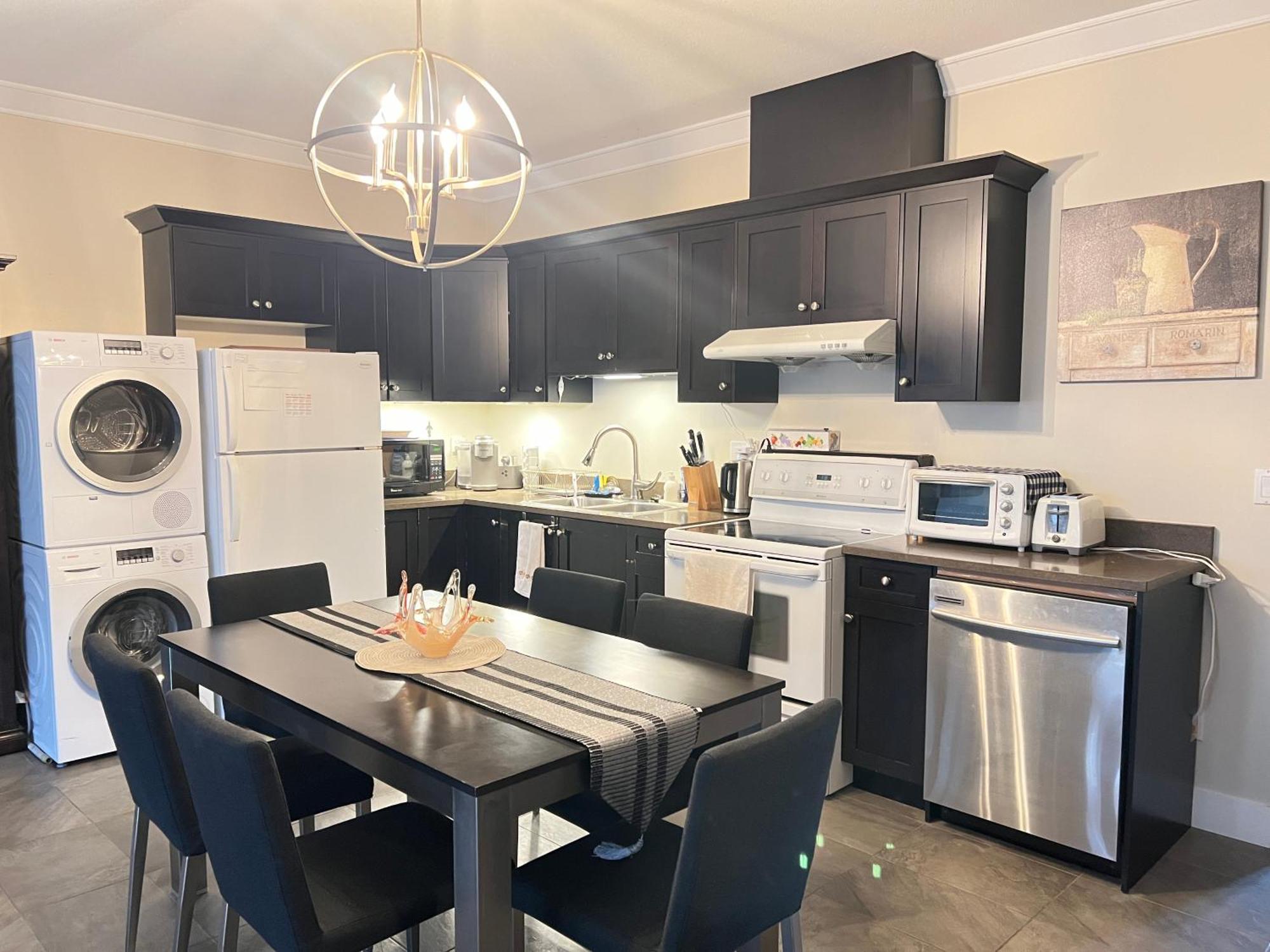 V.I.P. Club Apartment เซอร์รีย์ ภายนอก รูปภาพ
