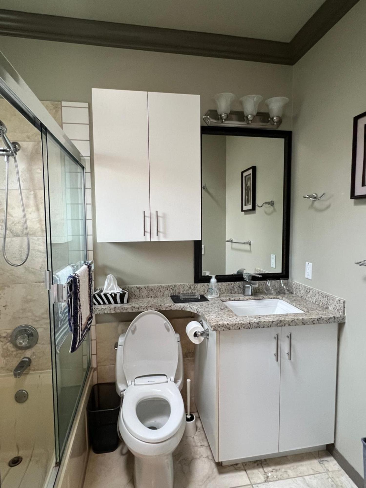 V.I.P. Club Apartment เซอร์รีย์ ภายนอก รูปภาพ
