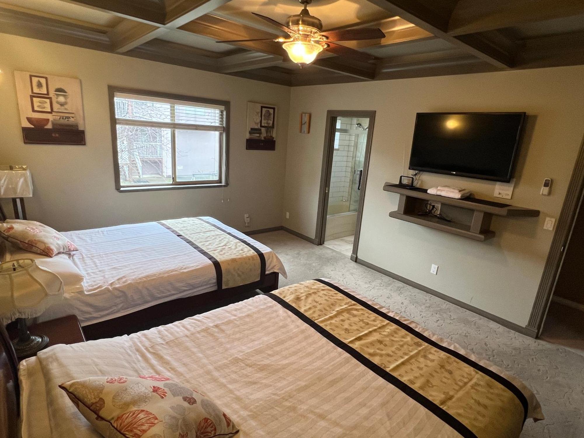 V.I.P. Club Apartment เซอร์รีย์ ภายนอก รูปภาพ