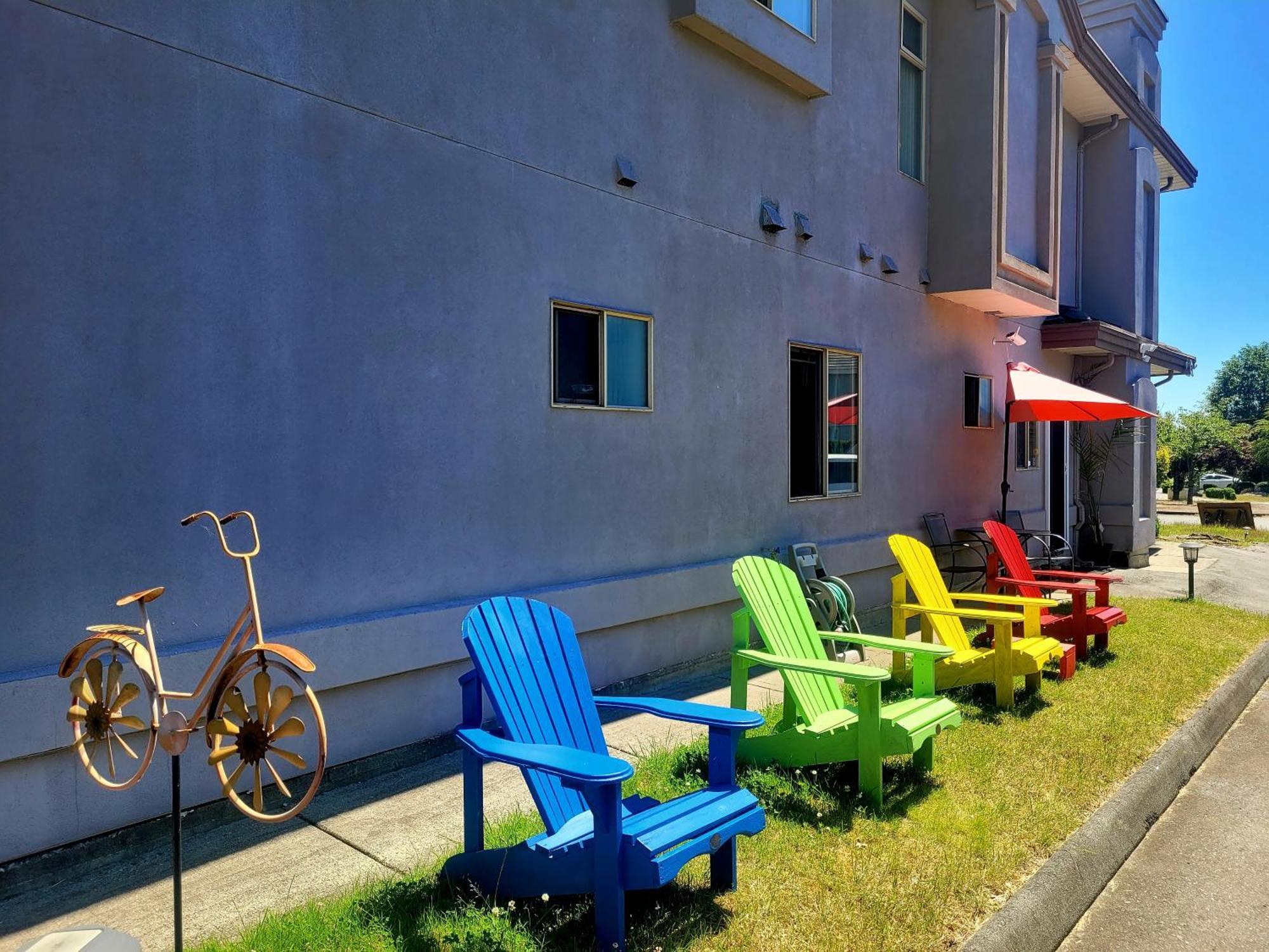 V.I.P. Club Apartment เซอร์รีย์ ภายนอก รูปภาพ